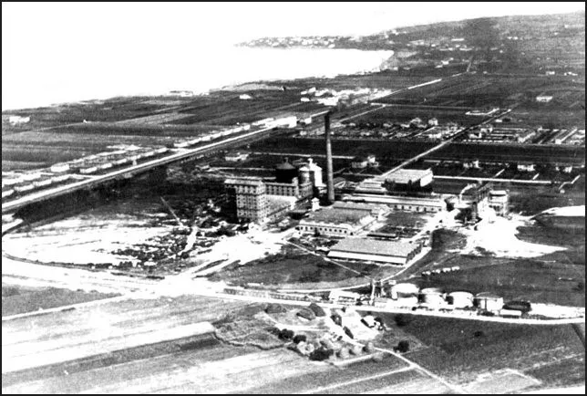 Lo stabilimento Solvay a Rosignano, 1923.